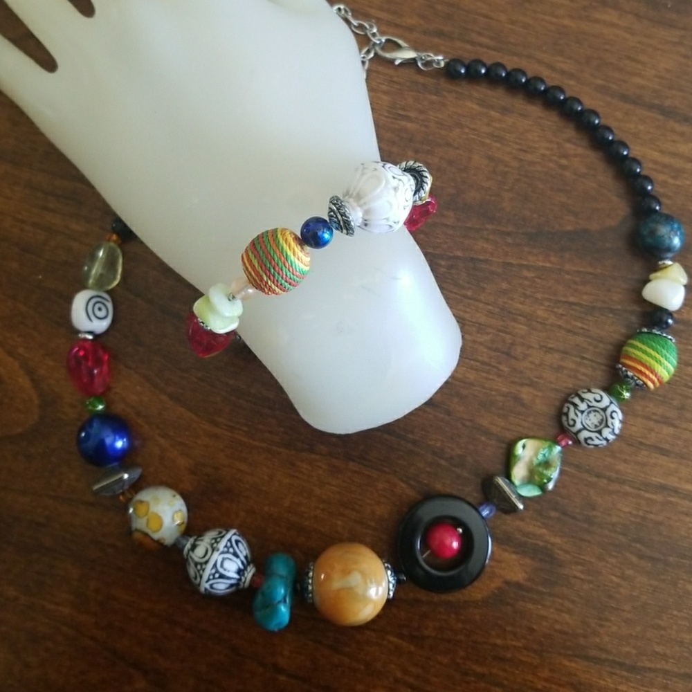 Necklace and  Stretch Bracelet Set